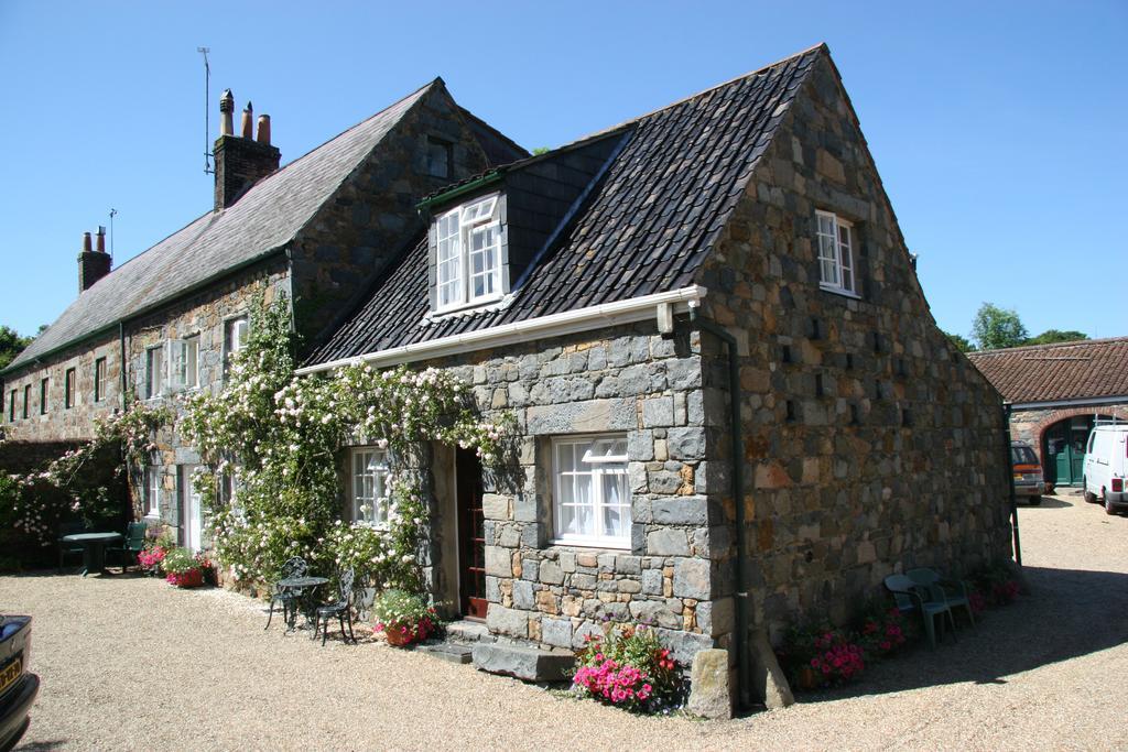 Le Douit Farm Self Catering Villa Saint Martin Exterior photo